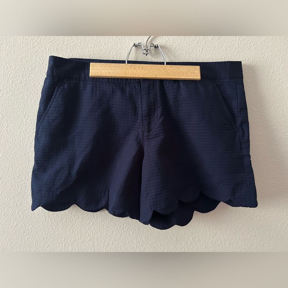Lilly Pulitzer Navy Buttercup Scalloped Short